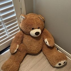 Gigantic teddy