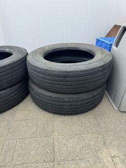 Road Master Trailer Tire 275 70r 22.5