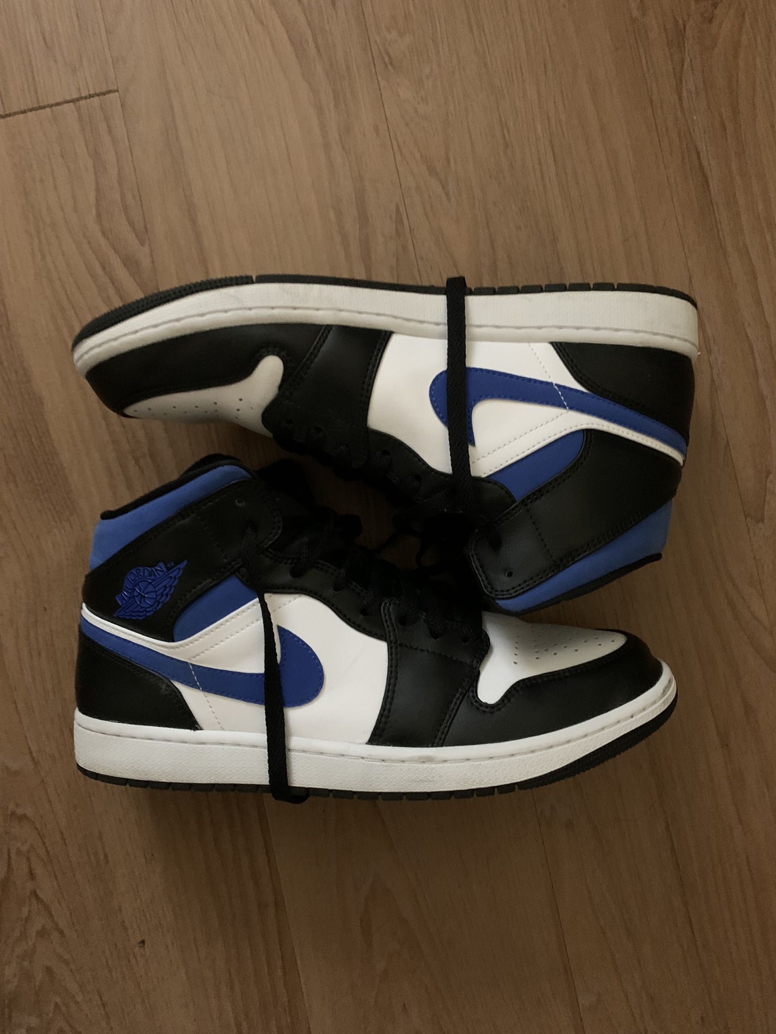Jordan 1 Mid White Black Racer Blue