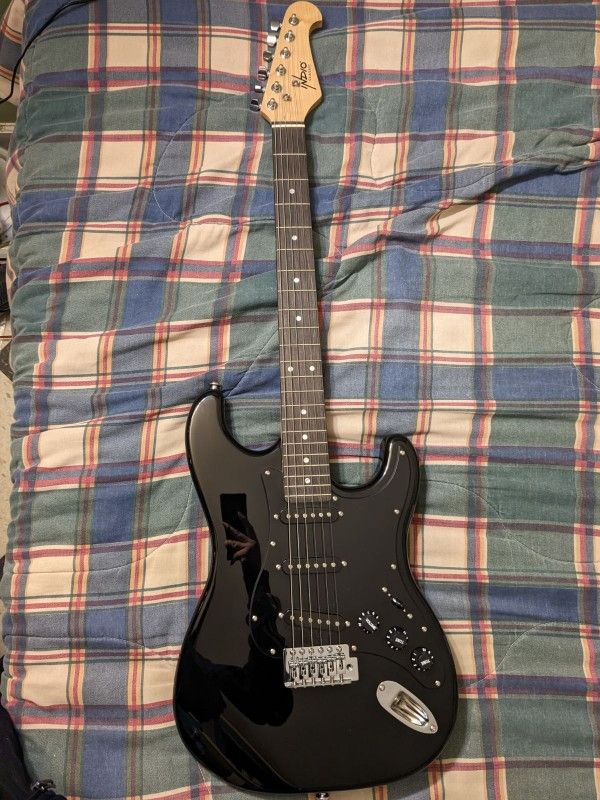 Indio Electric Guitar W/ Bag (NO TRADES)