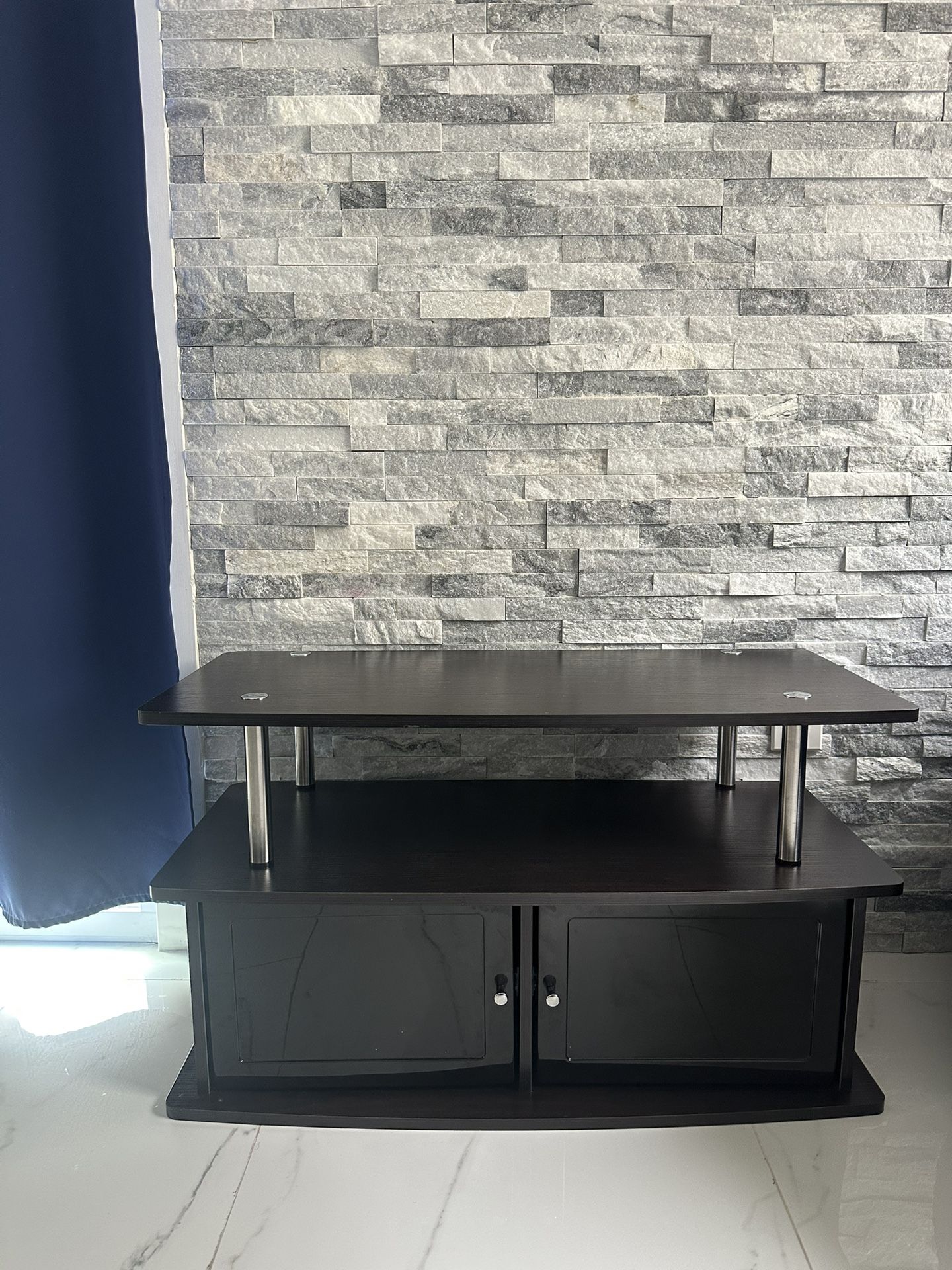 Tv Stand Up To 42in