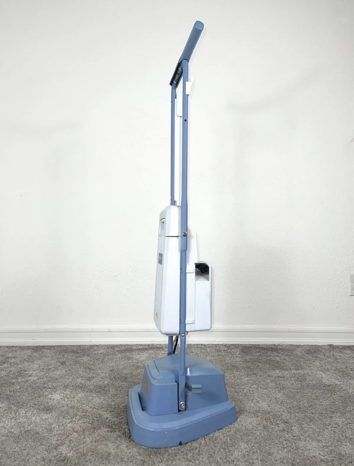Aerus Lux Heavy Duty Carpet Shampooer Floor Polisher Model S105N w