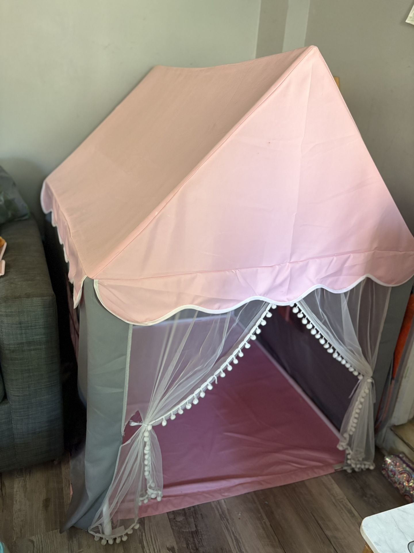 Playhouse Tent