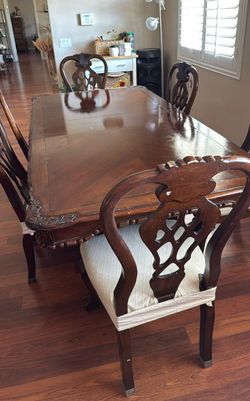 Dinning Table For Sale