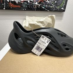 Yeezy Foam RNR By Adidas