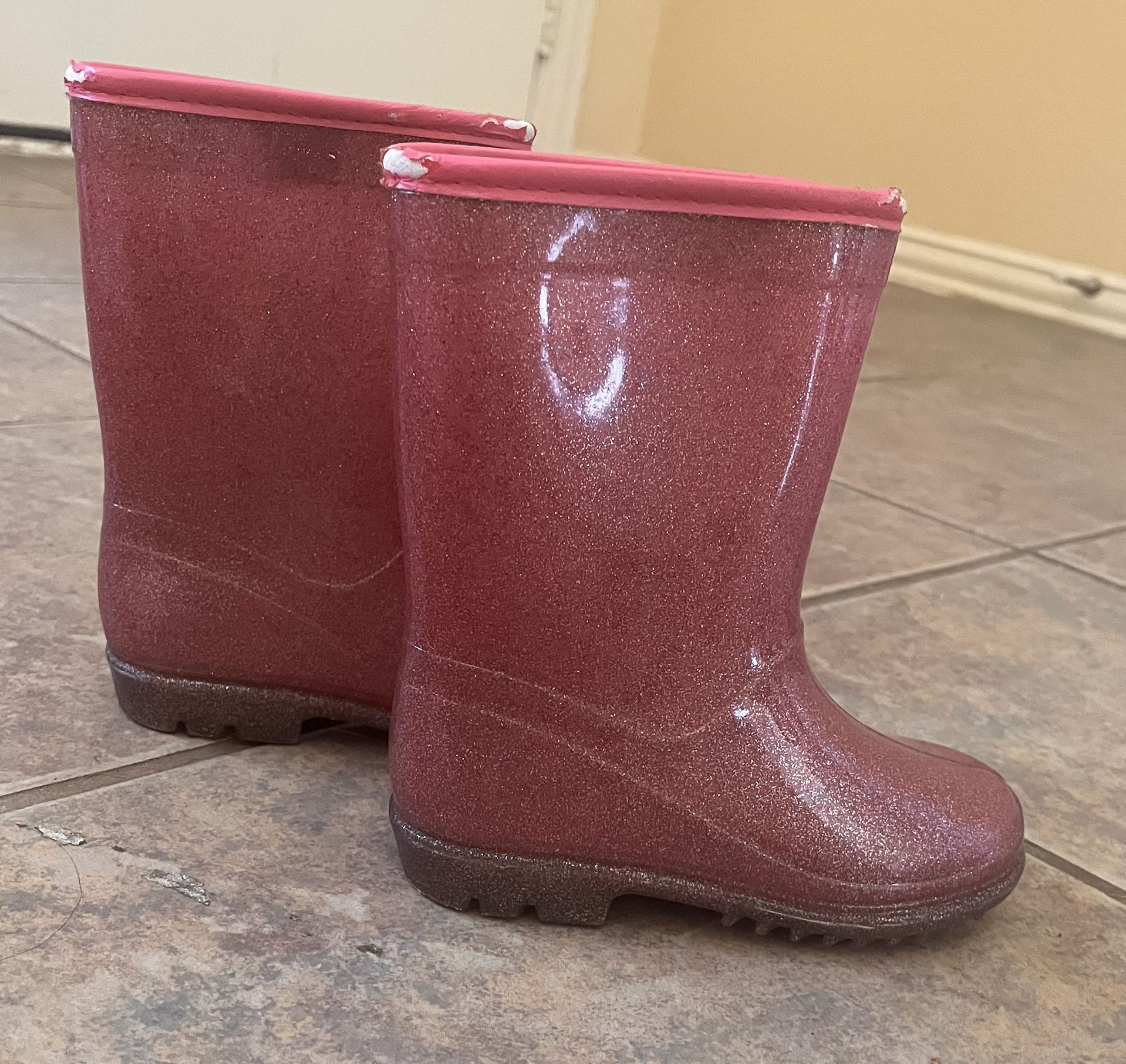 Rain boots Size 10 Girls