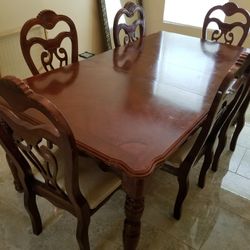 Dining Table With 6 Chairs 
