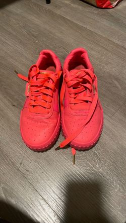 Women's shoes
