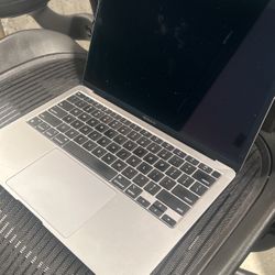 M1 MACBOOK AIR FOR SALE (SUPER LOW)