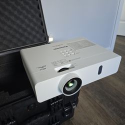 Pt-vw360 Wxga Panasonic Lcd Projector