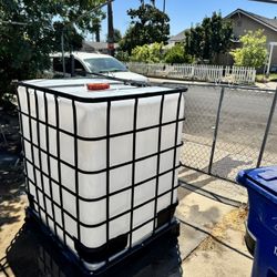 300 gallon water tank