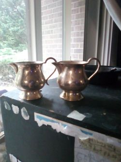 Small copper creamer tea cups