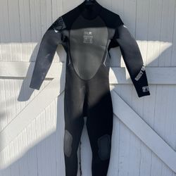 Body Glove, long sleeve wet suit lightly used