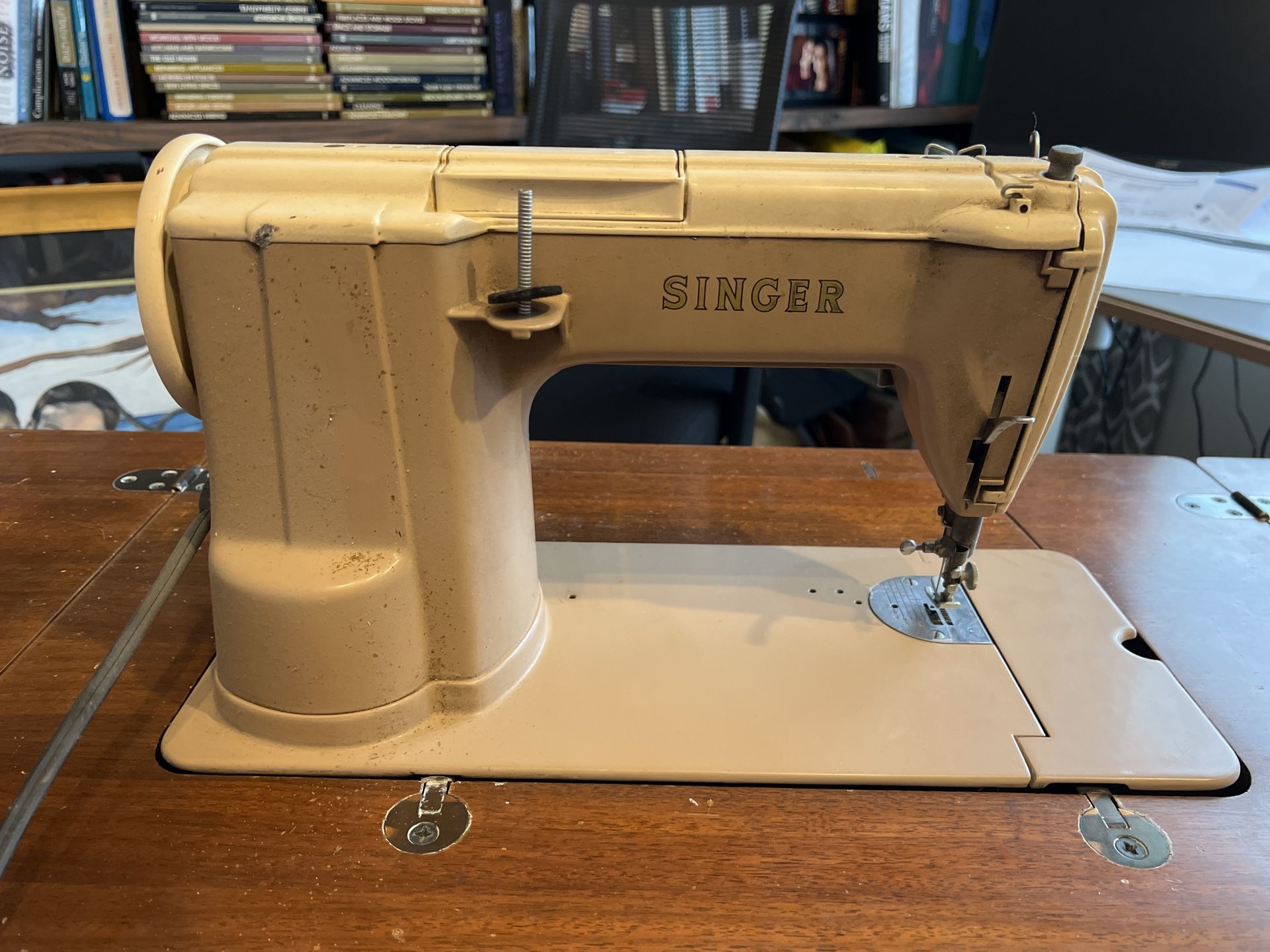 Vintage singer sewing Machine Cabinet