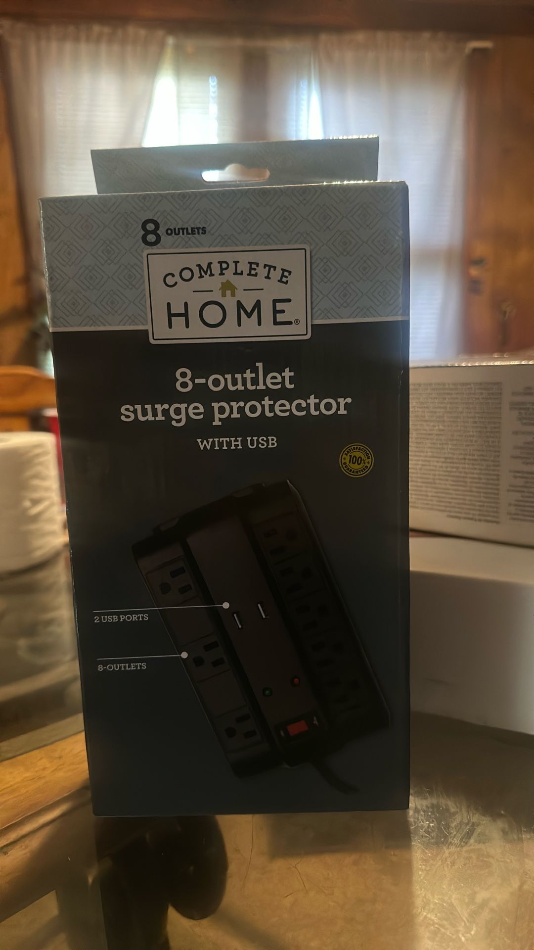 8 Outlet Surge Protector With USB