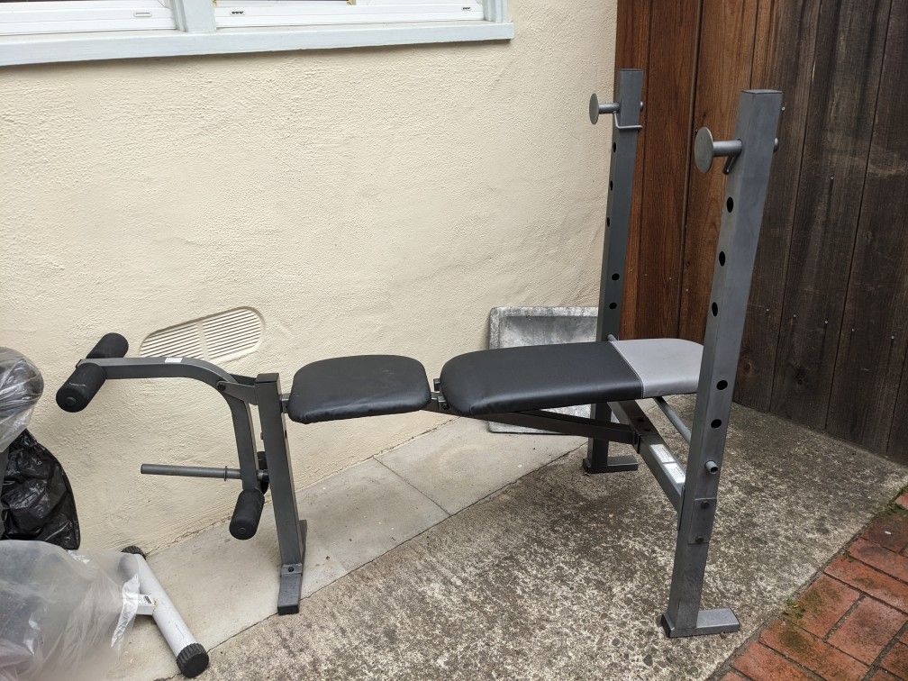 Weight Lifting Bench