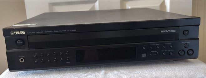 Yamaha CDC-685 5 Disc CD Changer Playxchange  Tested & Works **NO Remote