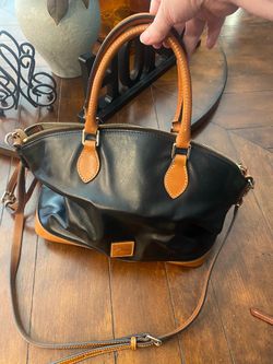Dooney & Bourke