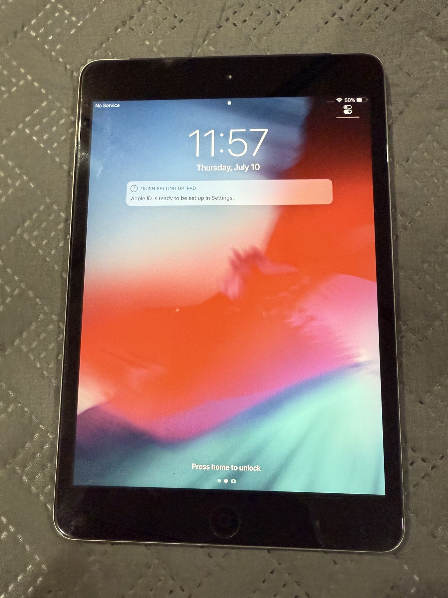 Ipad mini 2 / 32GB only $90 or Best offer 😉