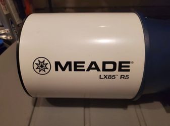 Meade LX85 R5 refractor telescope