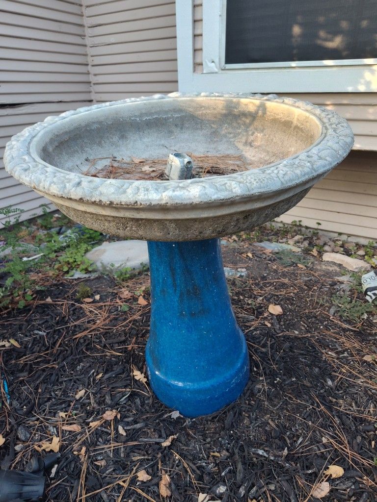 Concrete Garden Bird Bath Heavy Duty Cement