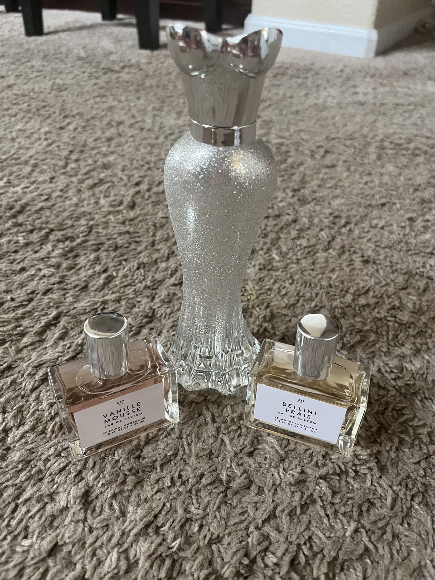 Perfume Lot Paris And Outfitters 50$ Very Firm Deal 