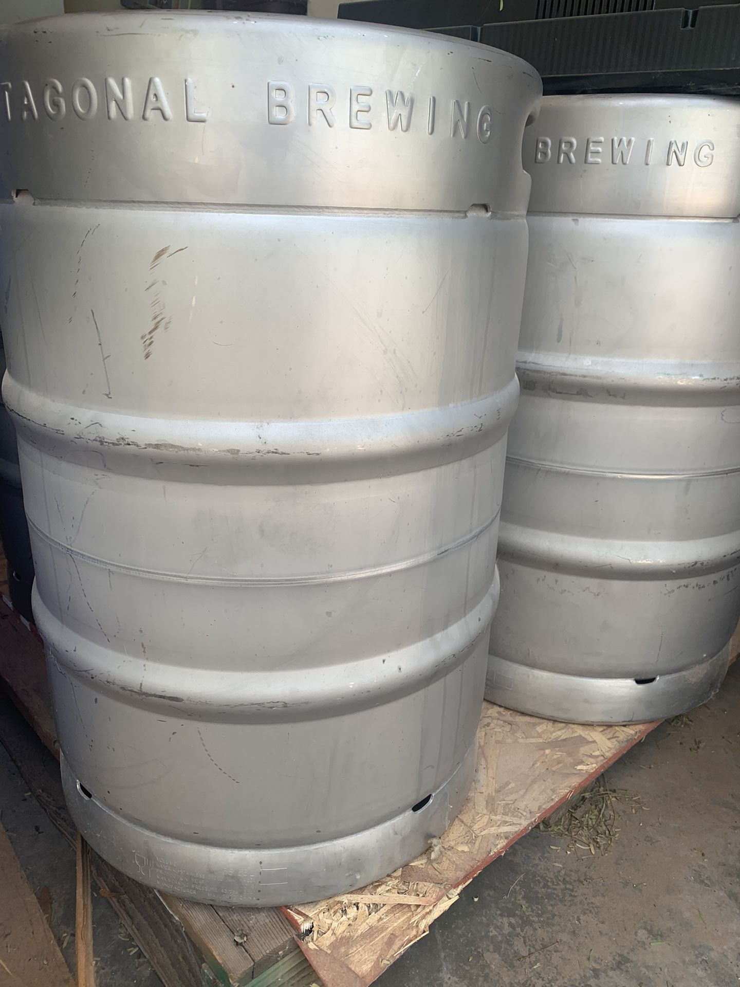 1/2 Barrel Beer Kegs