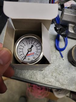 Fuel Pressure Gauge