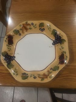 Home interior chip bowl