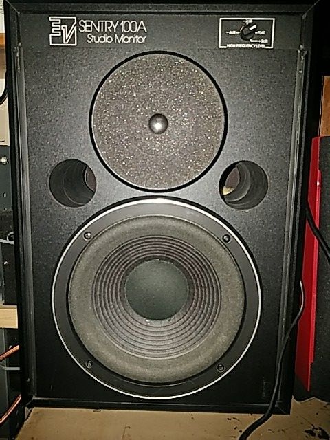 EV Electro Voice Sentry 100A