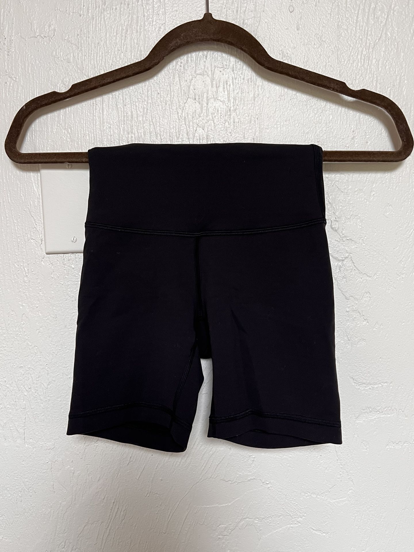 Size 0 Lululemon Shorts 5.5” Inseam