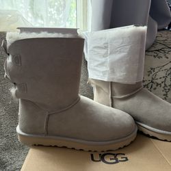 Ugg Boots 2 Bows 