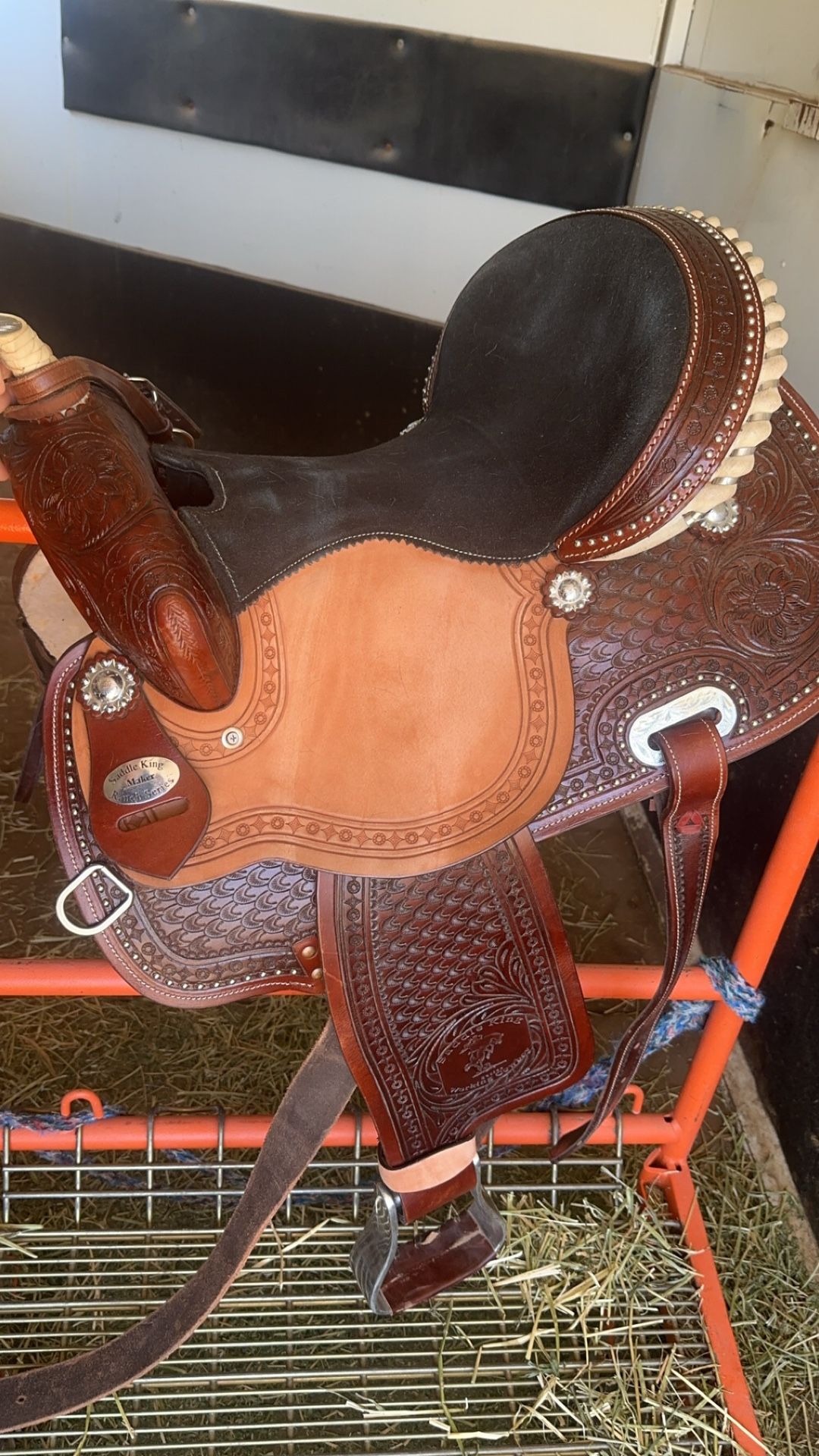 Barrel Saddle 