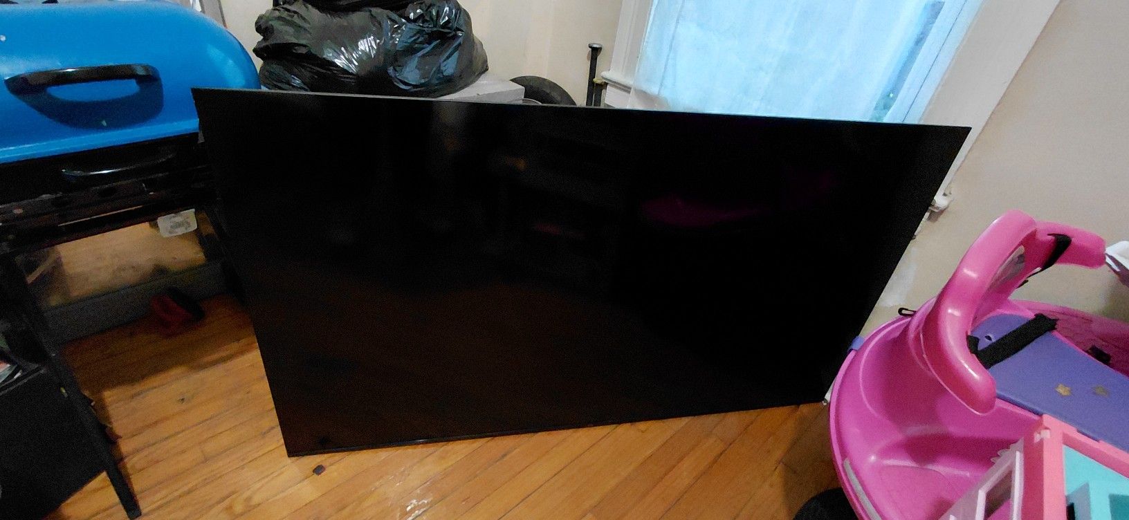 65inch Tlc Screen TV