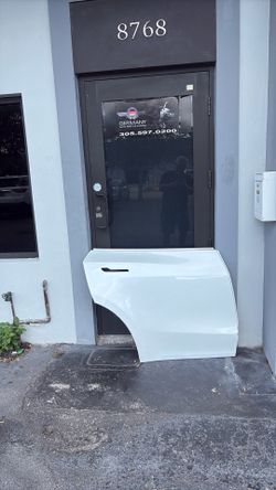 Tesla Model Y rh rear  door Shell Oem