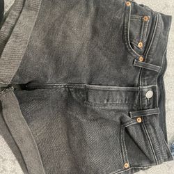 Size 25/ Size 0 Levi’s American Eagle Shorts