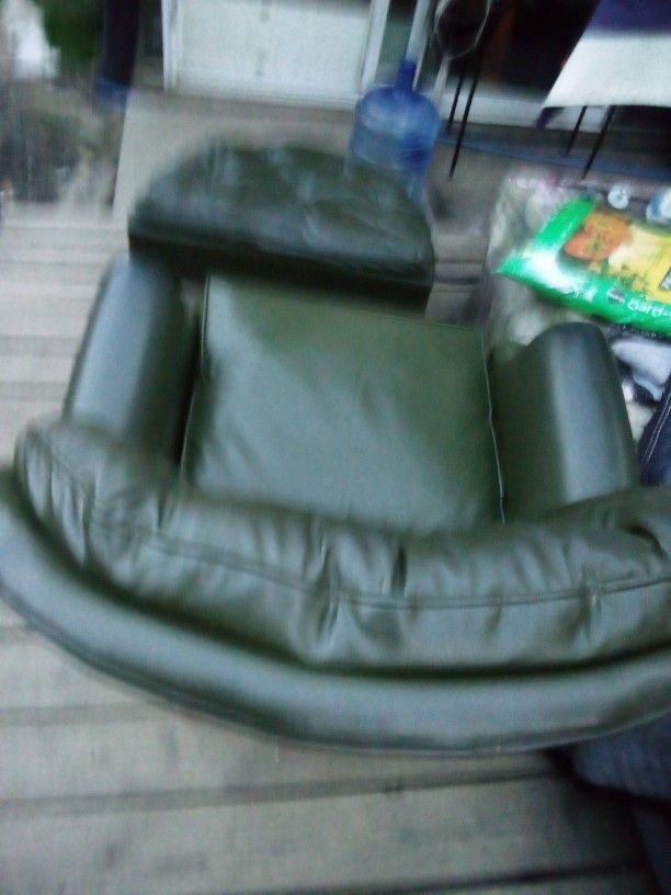 Hickory Green Leather Tufted Down Duck Feather Tub Club Chair