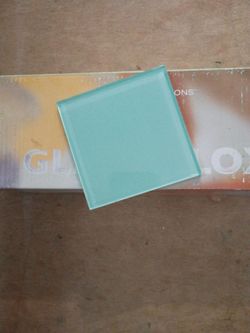 GLASS BLOX  4"x4" wall tile! Aqua Gleam! 550 sq ft!