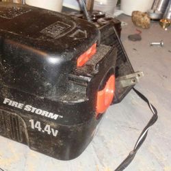 B&D battery with charger