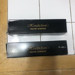  Two brand new Hendrickson travel humidor 