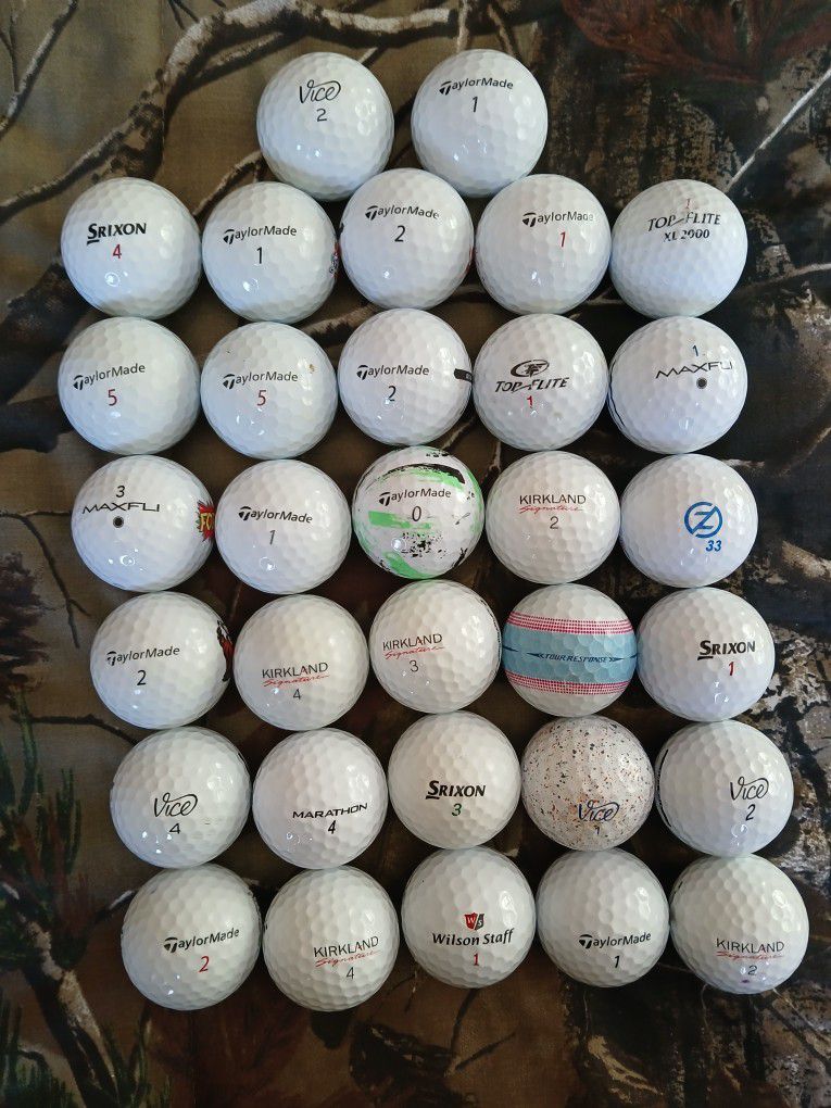 32 Assorted Golf Balls 