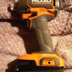 RIDGID 18V Brushless 4-Mode 1/4 in. Impact Driver with 2 ah battery