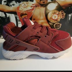 Boys Nike Huarache (7c)