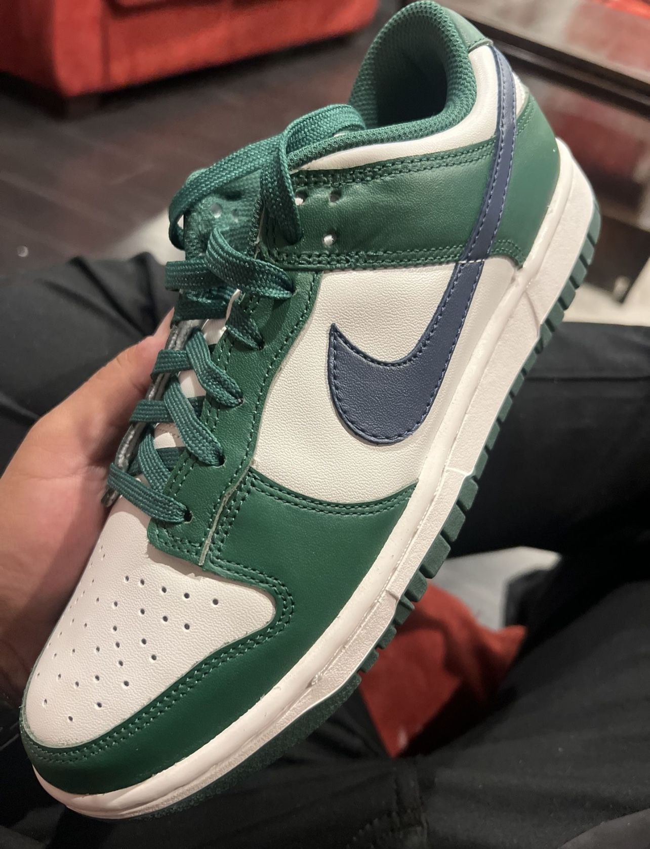 Women Nike dunk low gorge green midnight navy size 9.0 W / 8.0 M