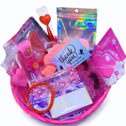 Pink & purple gift basket bracelet, gloss, skin #skincare #beauty Glow Up skincare bundle #skincare #beauty care, mini Parfum, pen, and more #glamour 