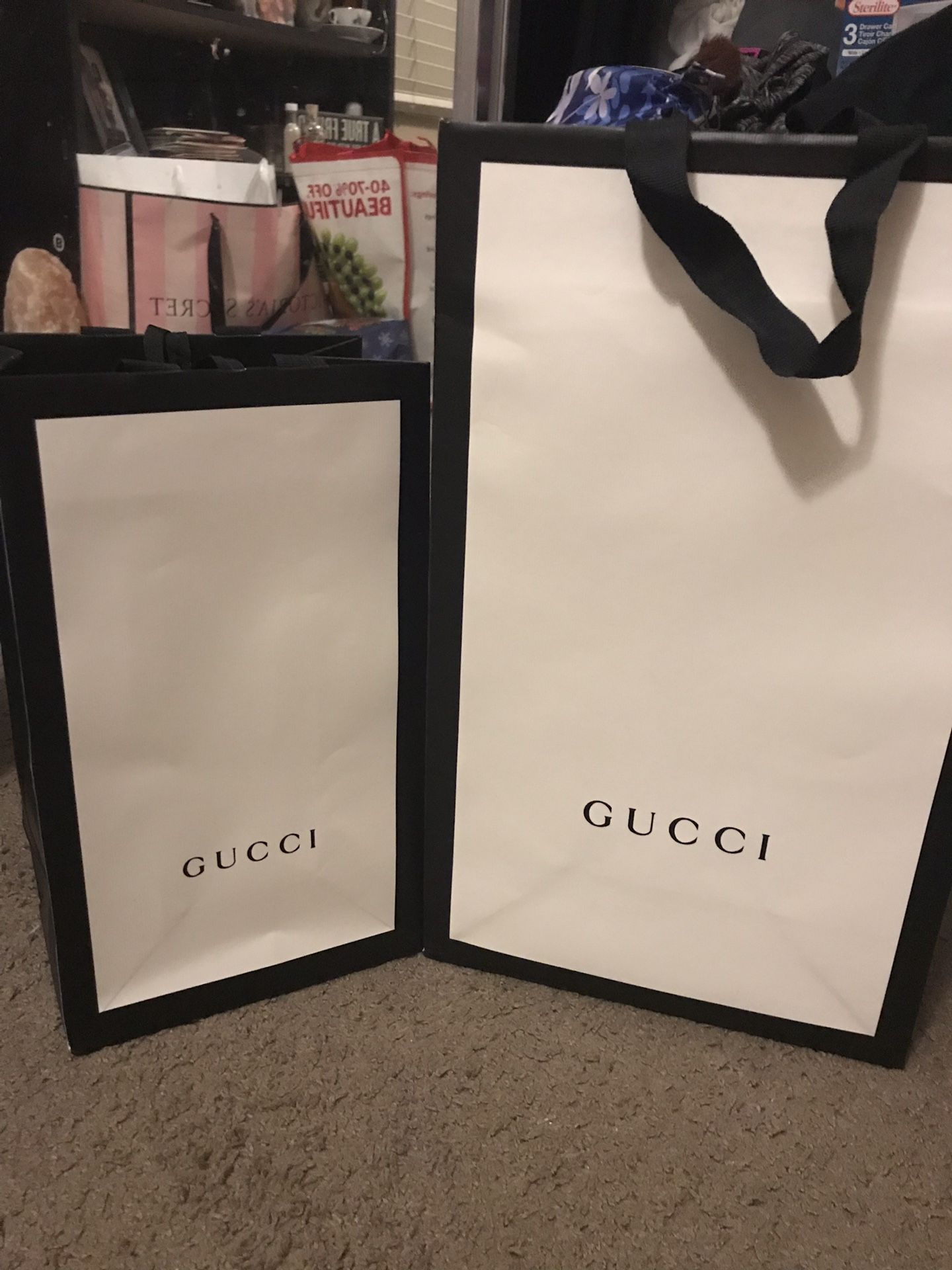 Gucci Paper Bag (authentic) for Sale in Halndle Bch, FL - OfferUp