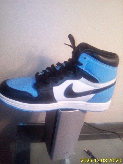UNC Nike Jordans 9-1/2 Brand New 