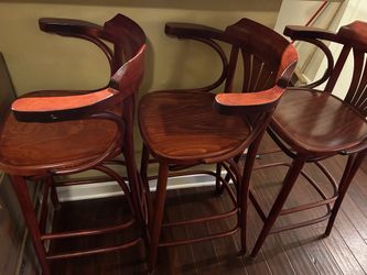 3 Barstools