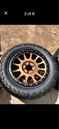 20s Method Wheels on 33s Toyo