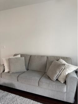 Couch set